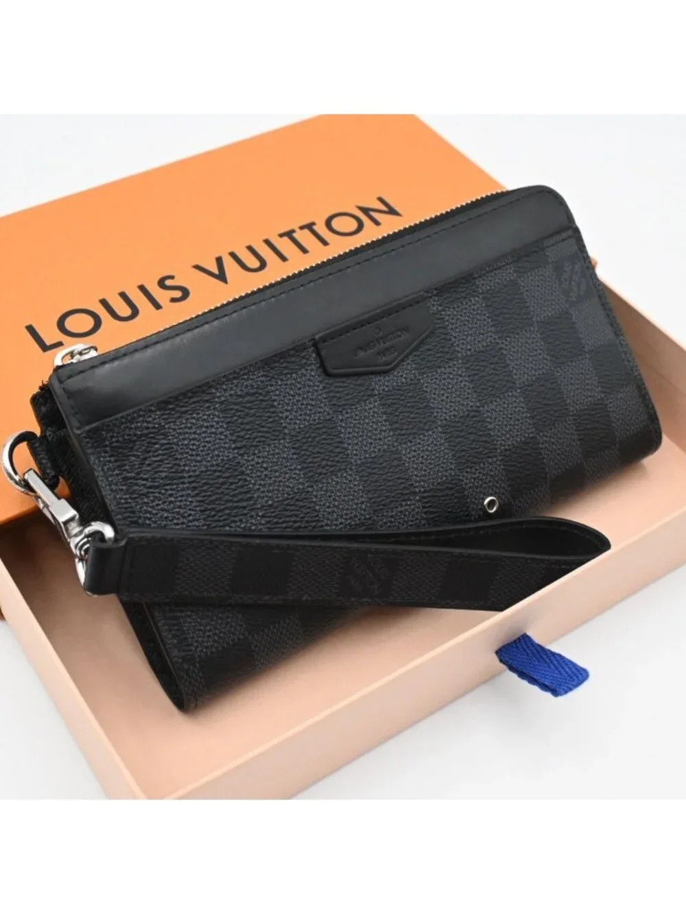 Louis Vuitton Damier Graphite Zippy Dragonne Wallet Black